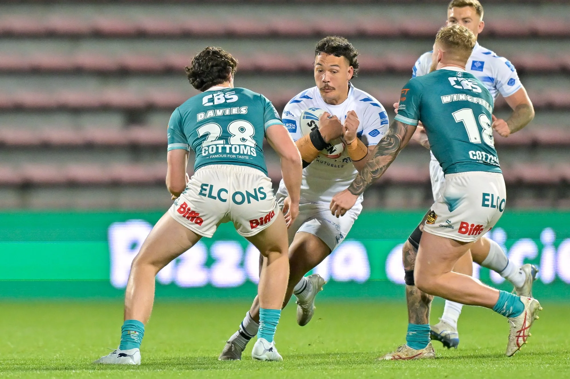 2025 Toulouse Olympique XIII vs St Helens - Rd5 107.jpg