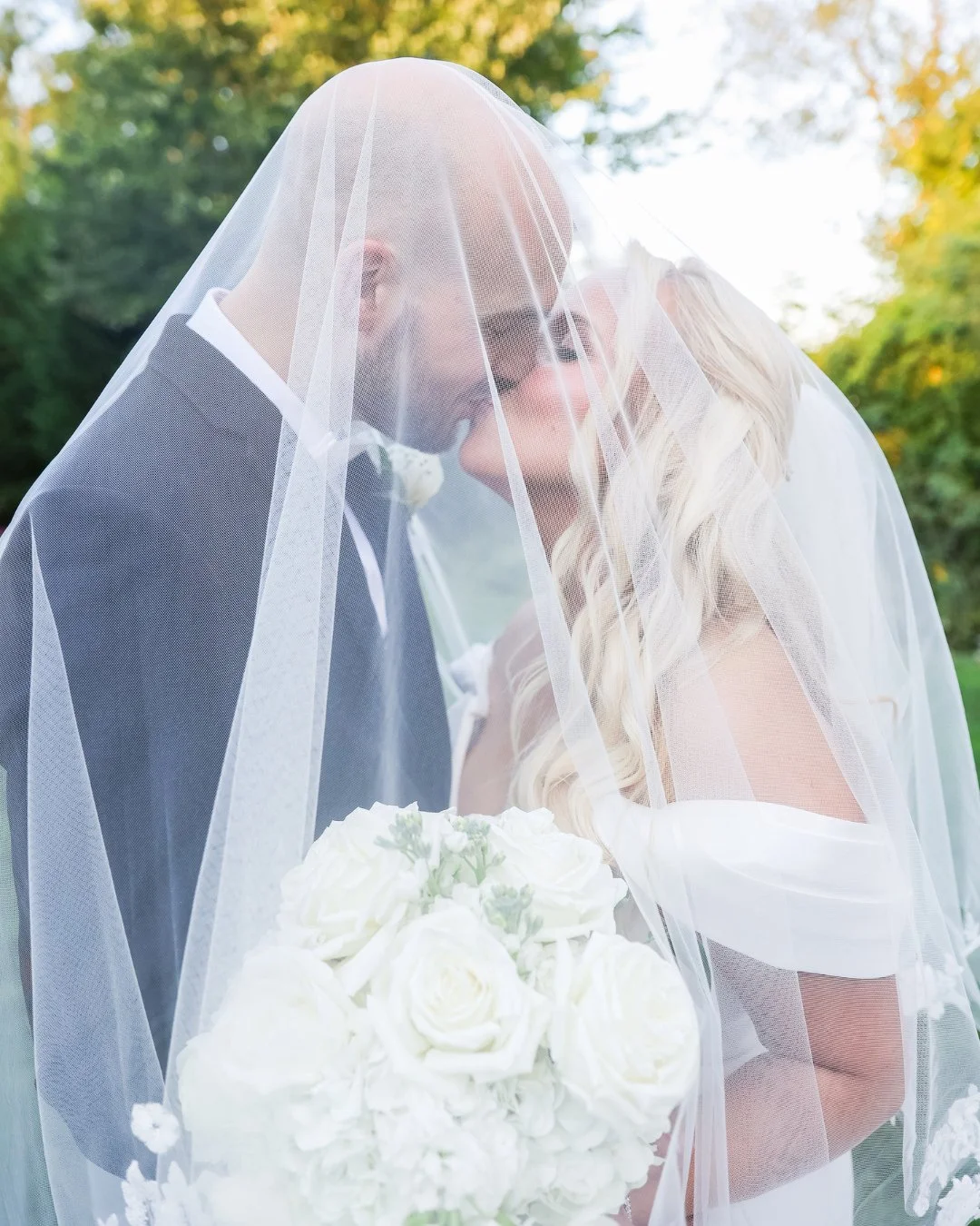 Lindsay &amp; Jason&rsquo;s wedding day was one of those celebrations that just felt so them. It was sweet, stylish, and full of personal touches that made every moment unforgettable. From the timeless white florals to their pup stealing the spotligh