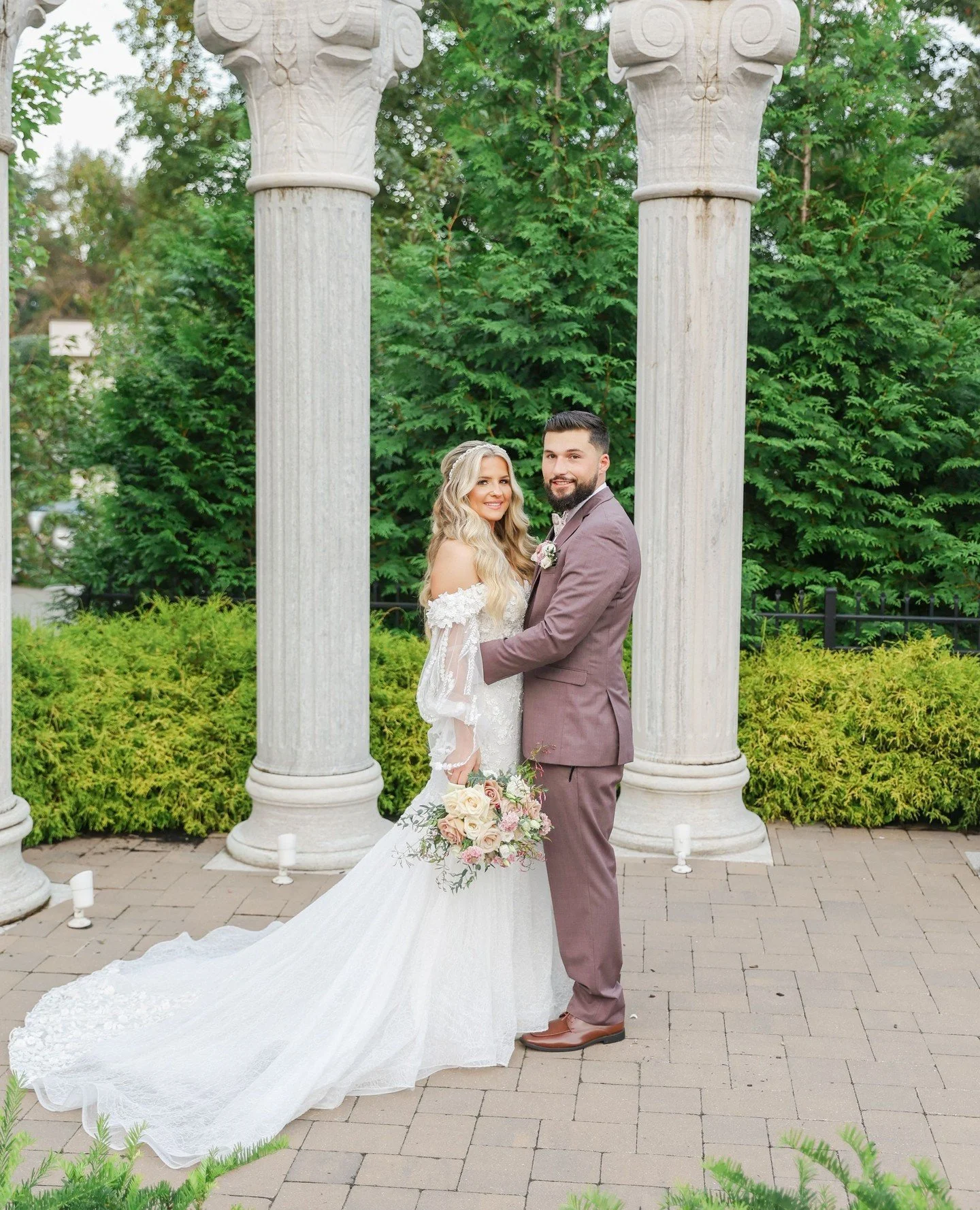 Proof that grooms can (and should!) play with color. This mauve suit was everything, perfectly complementing the bride’s bouquet and adding such a fun, modern twist to their look. I’m all for couples who make bold, personal style choices