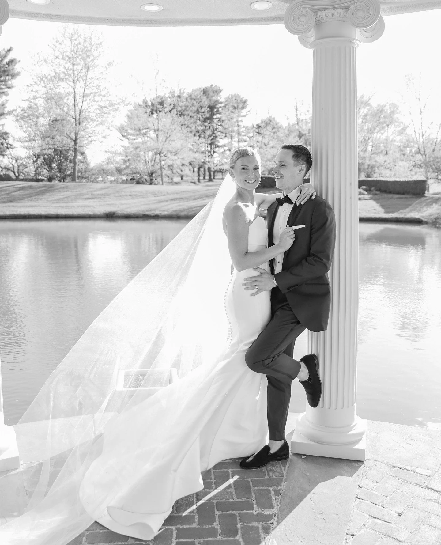 Choosing the right wedding venue matters more than you think. It sets the mood, lighting, and overall aesthetic that shapes how your photos will look and feel 💛

Here&rsquo;s what to keep in mind from a photographer&rsquo;s perspective:

✨ Beautiful