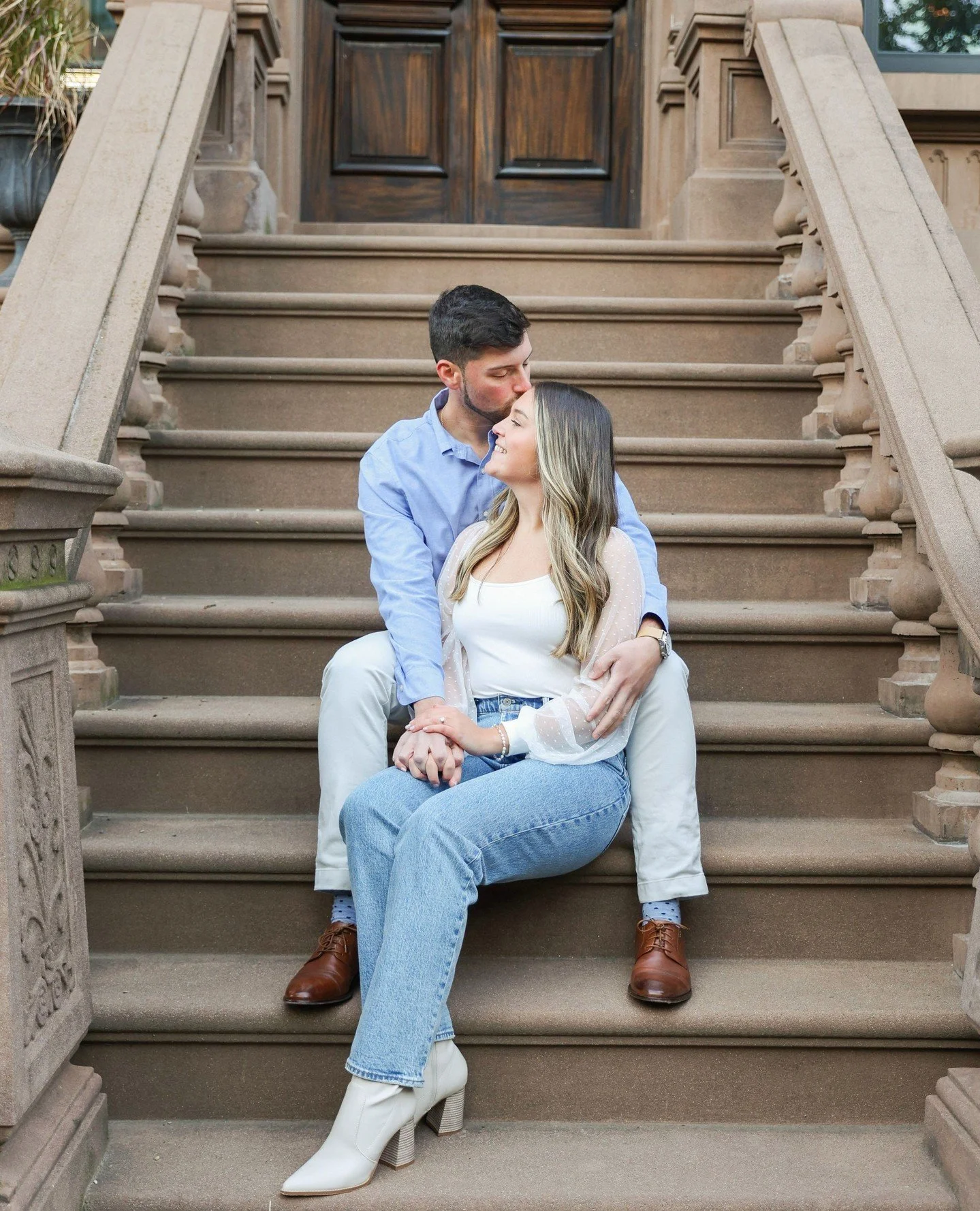 Breanne &amp; Evan&rsquo;s engagement session was the perfect warm-up before the big day 🤍 I love engagement sessions because they give us time to get you comfortable in front of the camera, find your natural rhythm together, and capture your relati