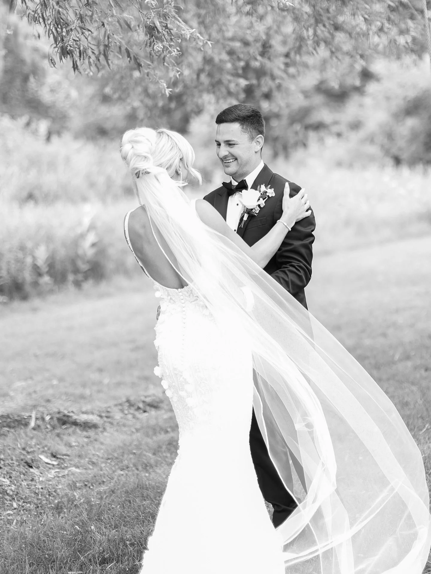 A first look and private vows&hellip;
A moment to stay together a little longer, sharing words meant only for each other, wiping away tears, and letting the nerves melt before the day really begins.

It&rsquo;s quiet. It&rsquo;s emotional. And it giv