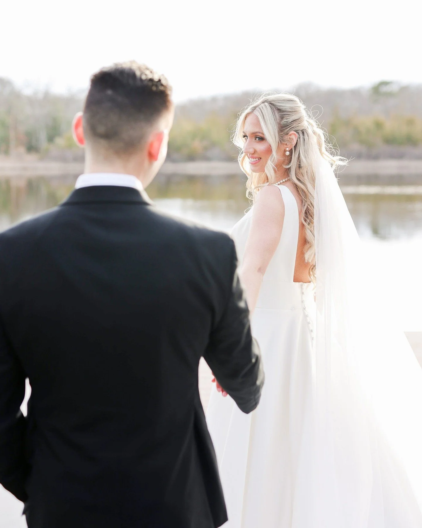 Many couples wonder if seeing each other before the ceremony will feel &ldquo;too soon.&rdquo;⁠
⁠
It doesn&rsquo;t.⁠ A quiet pause together before the day begins brings ease, presence, and connection.. moments you&rsquo;ll carry long after the aisle.
