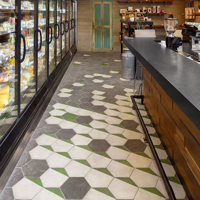 Artisan tiles mix the identity of Parma and their commitment to local sourcing. .
.
.
#oliveroblandstudio #parmagt #interior #archdaily #ad #archdigest #comercialdesign #tiles #openspace #floors #ihavethisthingwithfloors