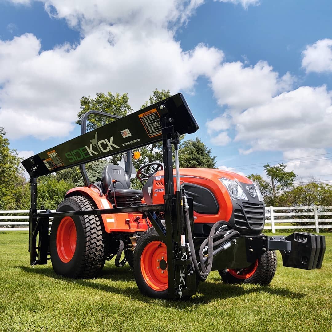 Another Week -- Another New SIDEKICK!

We are now offering #SIDEKICKUSA attachments and full units for @kiotitractor CK2610, CK3510, and CK4010 tractors -- all three Kioti models offer 11.7 gallon per minute hydraulic flow as well as an AC cab option
