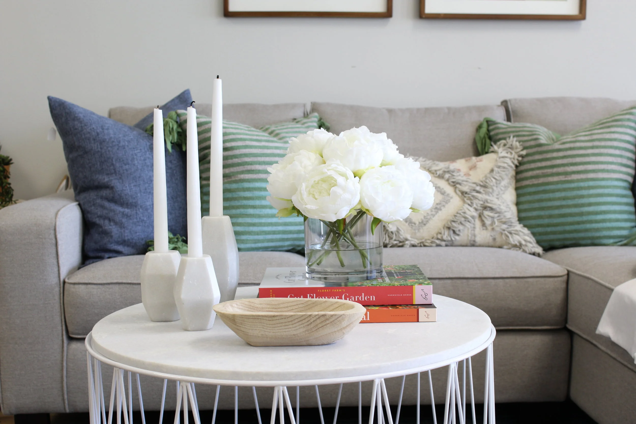 HOW TO STYLE A ROUND COFFEE TABLE — Abigail Amira Home