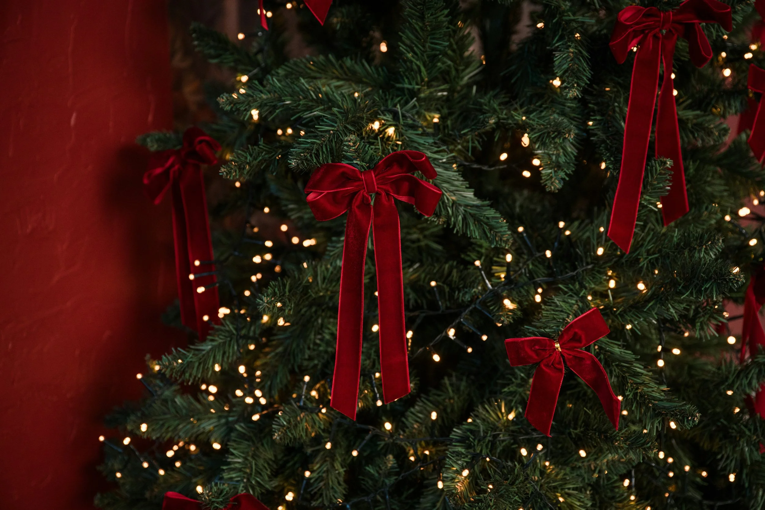 42 Target Decor Pieces For a Classic Holiday Look