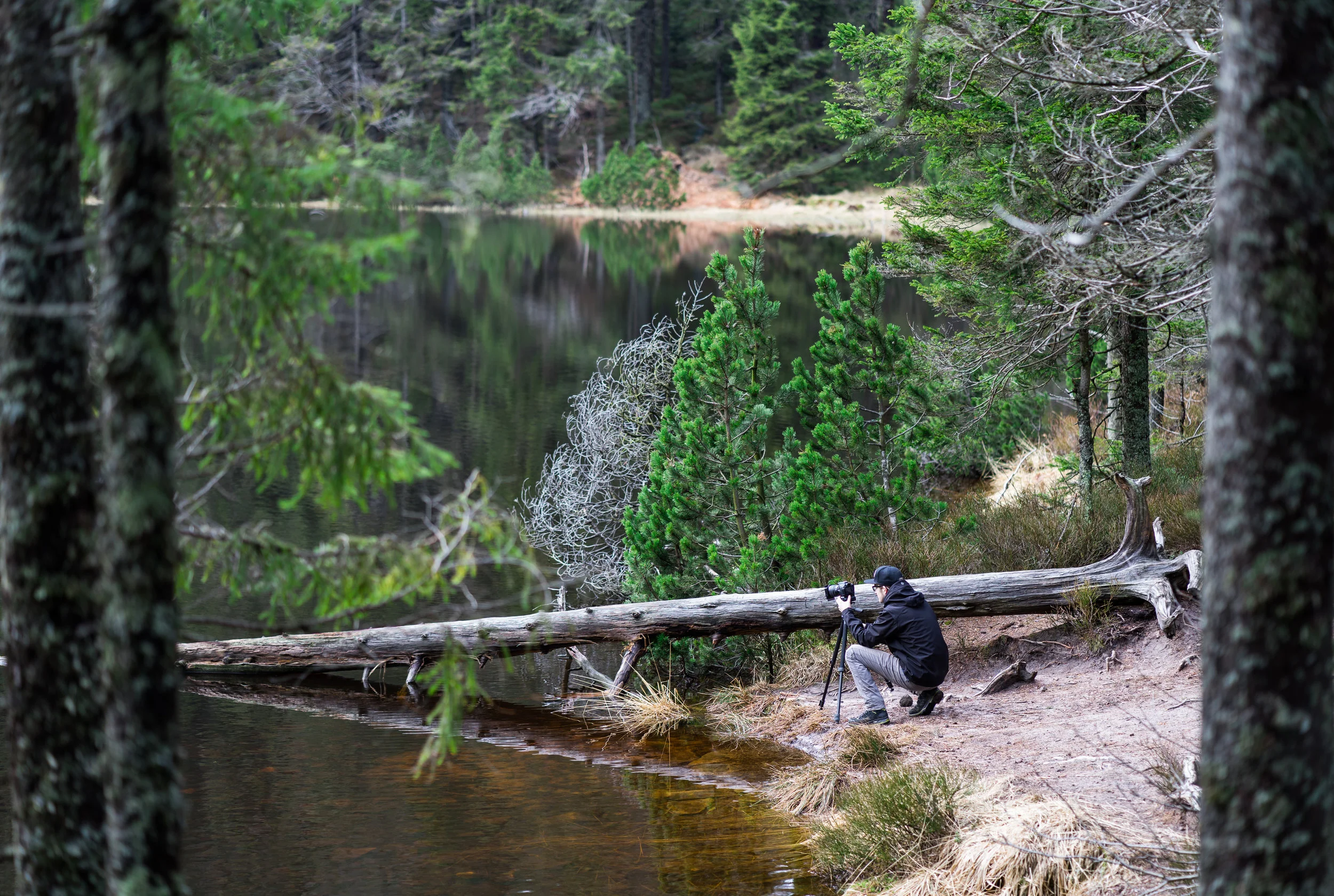 Jan-Philipp is getting the shot