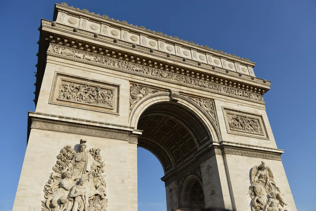 arc-de-triomphe-649270_1280.jpg