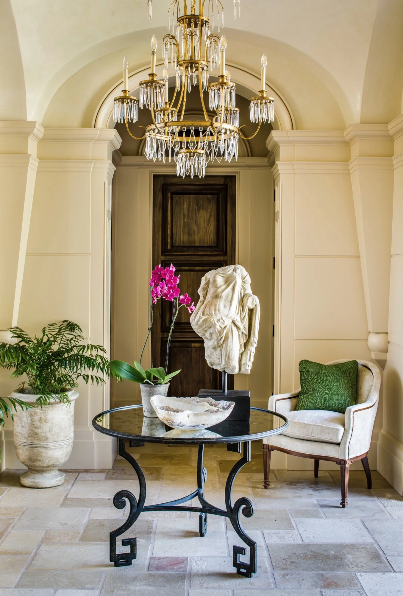 MDG - Foyer - Table.JPG