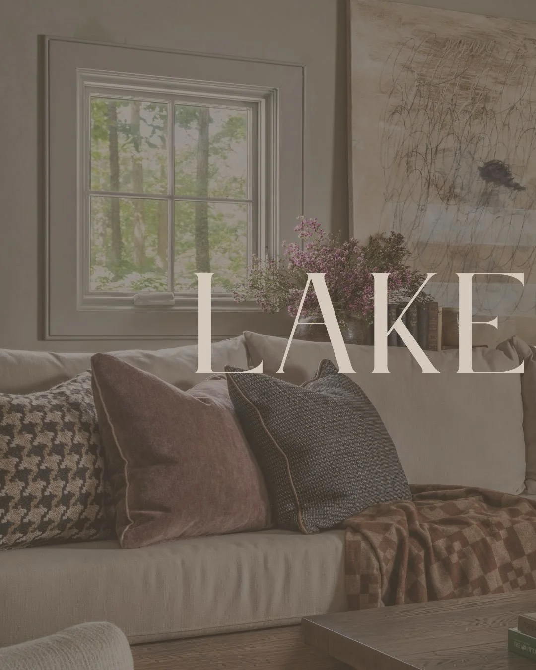Last but not least&hellip;

Calm and comfort come together in these bedrooms, where warm tones and soft light create spaces meant for rest.

#lakesideliving #interiorinspo #organicinteriors #timelessinspo #elevatedliving