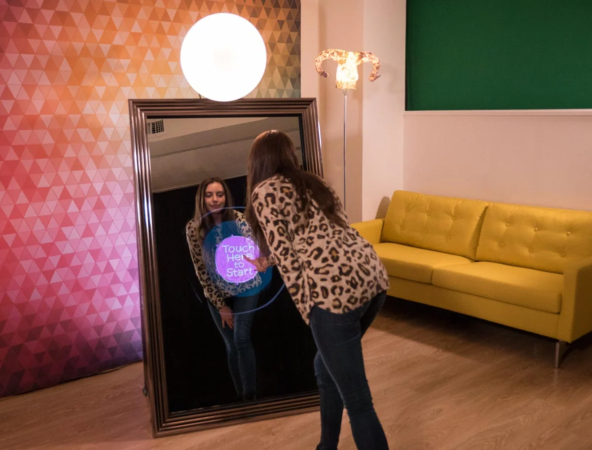 Sioux Falls Photo Booths — Pinnacle Productions