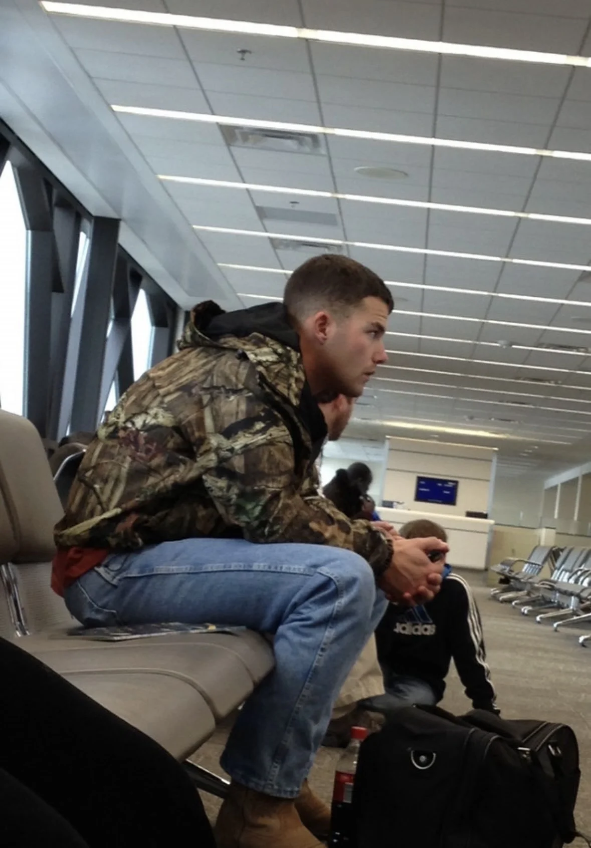 AIRPORTing sAI6FG2.jpg