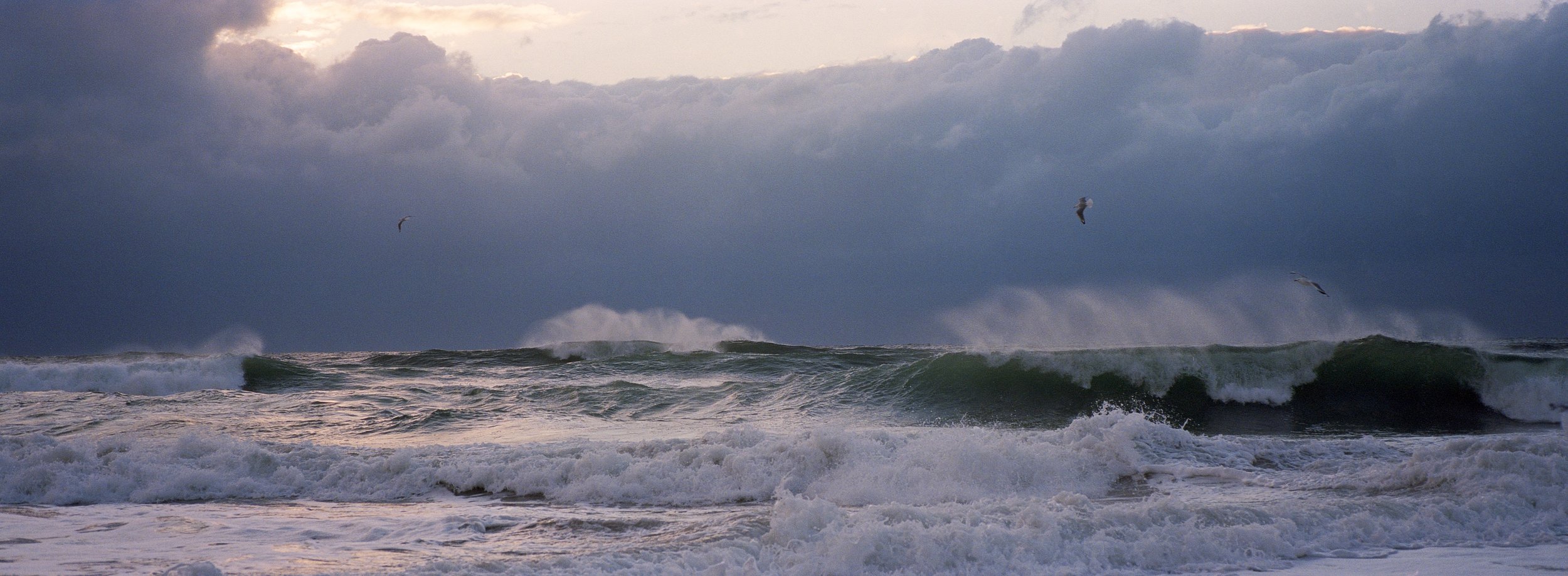 Jonessunrisesurf4 copy.jpg
