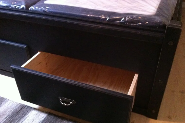 Bed01.jpg
