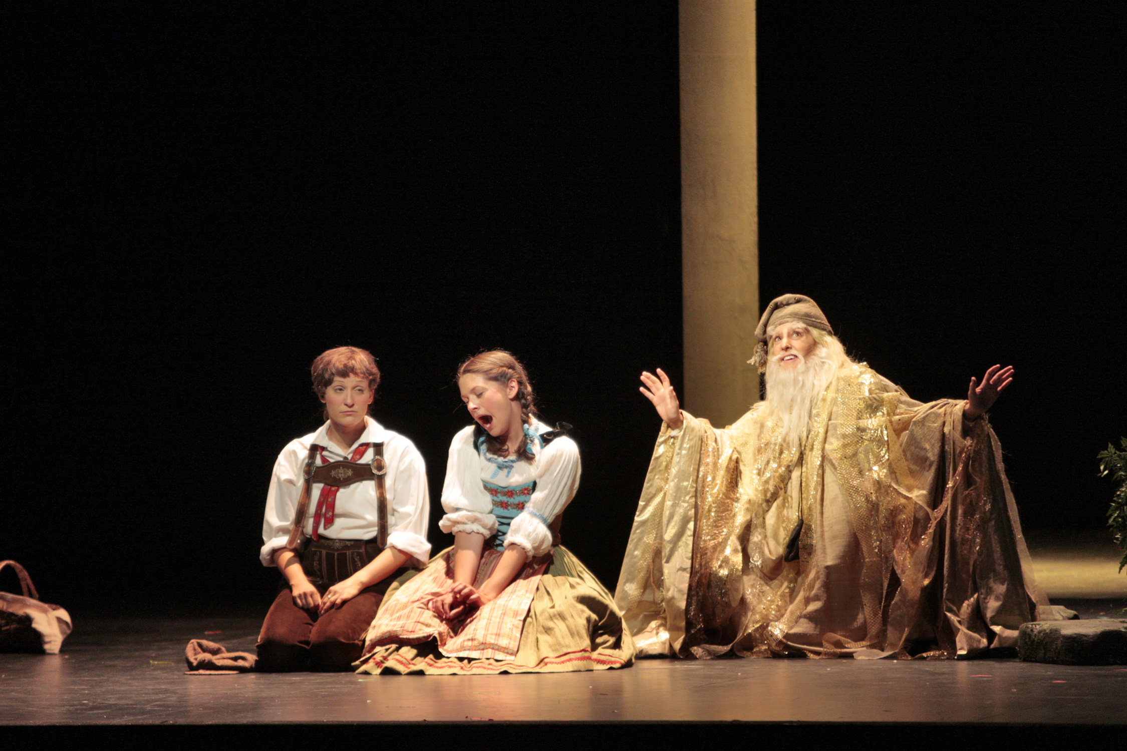 Sandman in scene from Hansel and Gretel, Santa Fe Opera Apprentice Scenes