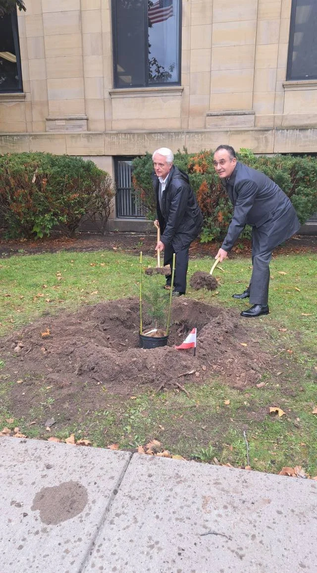 Lebanon-Niagara Falls 5.jpg