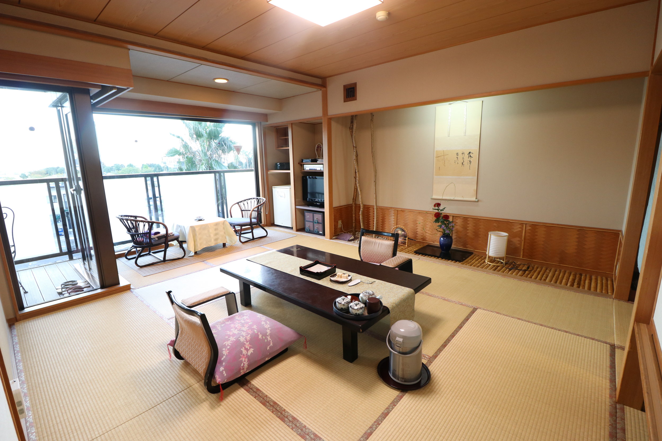 熱海温泉でお部屋食を堪能したいならここ 私の一押し旅館 秀花園湯の花膳 Tokyo Zebra