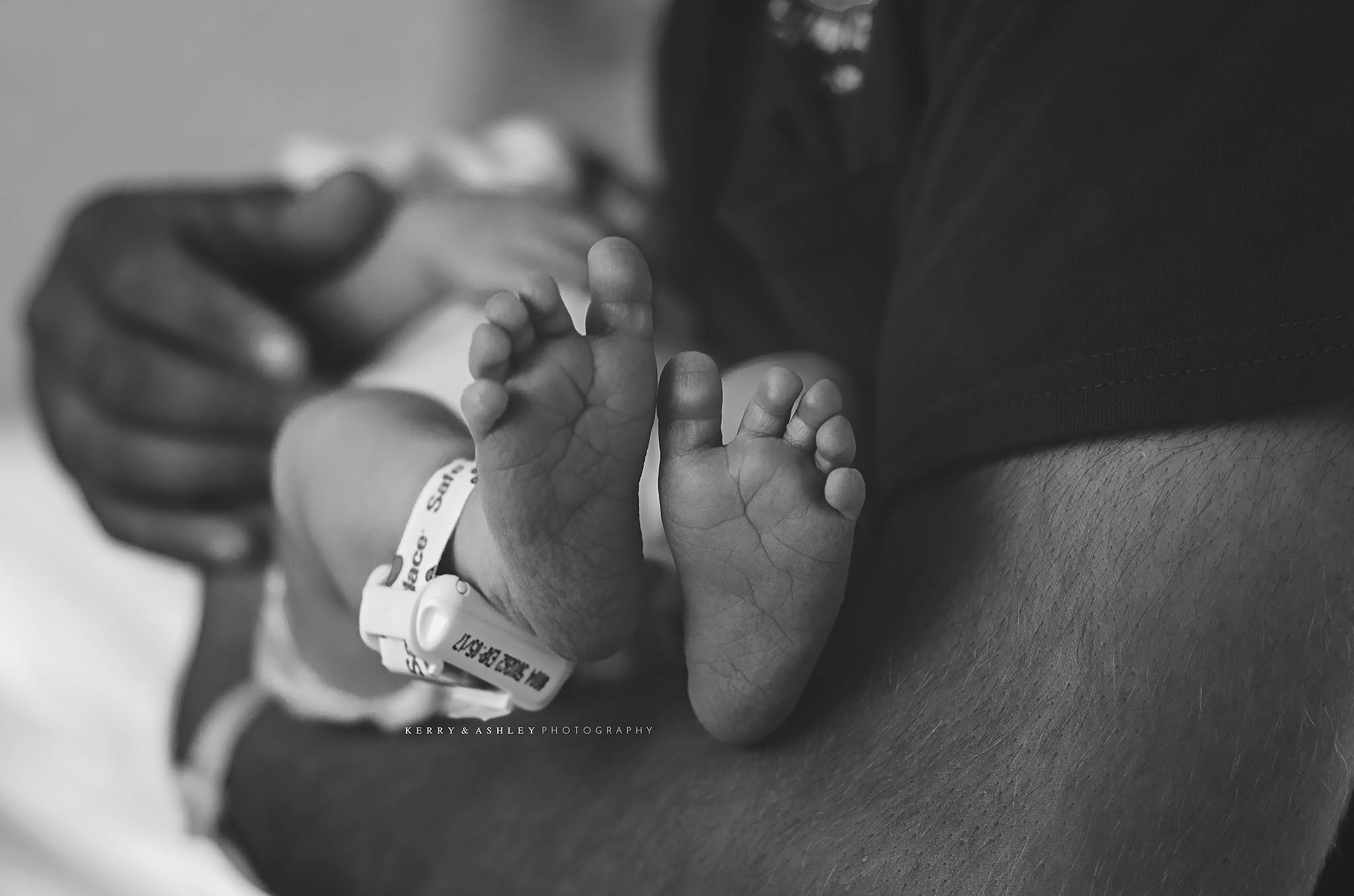 newborn-baby-feet.jpg