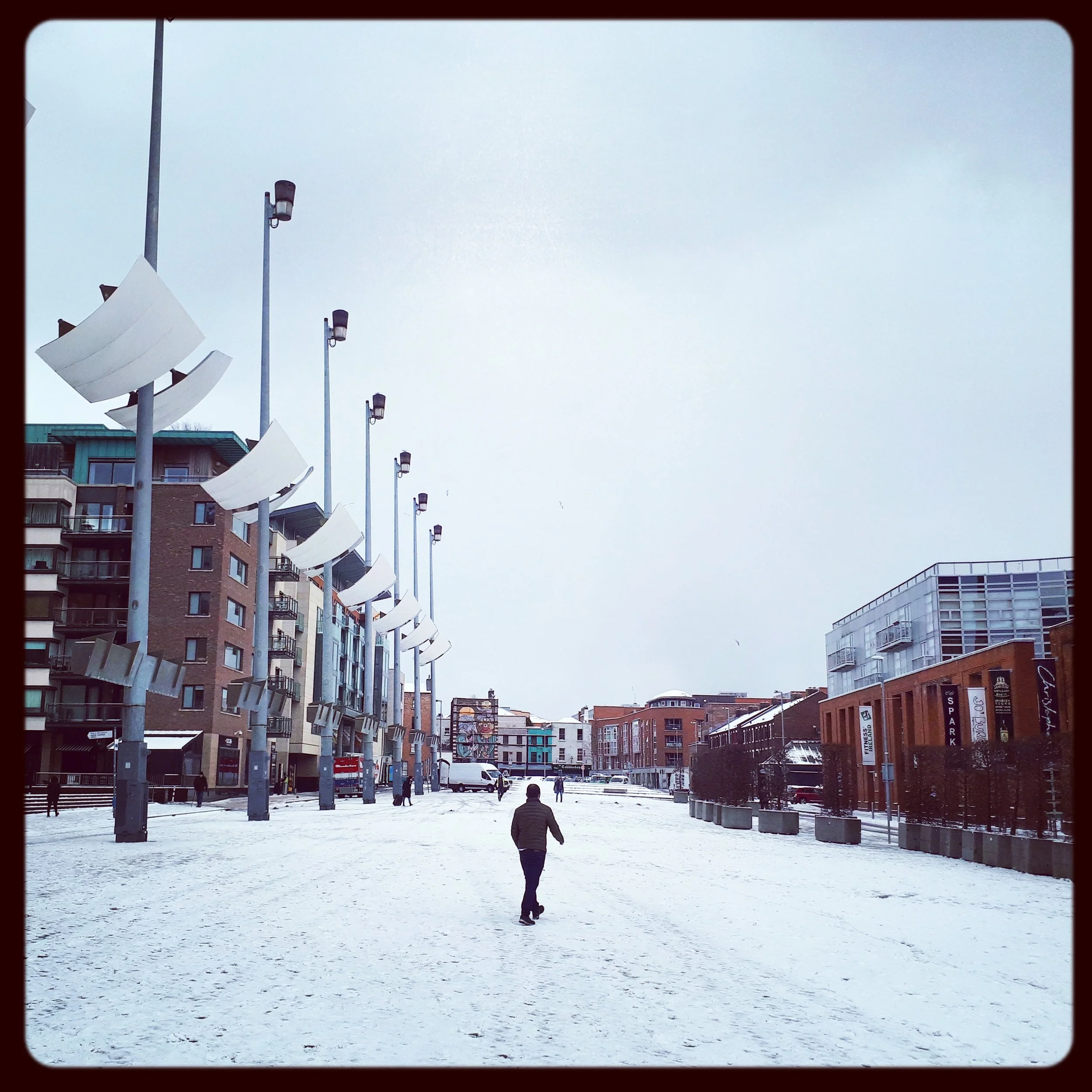Snow day in Smithfield Square