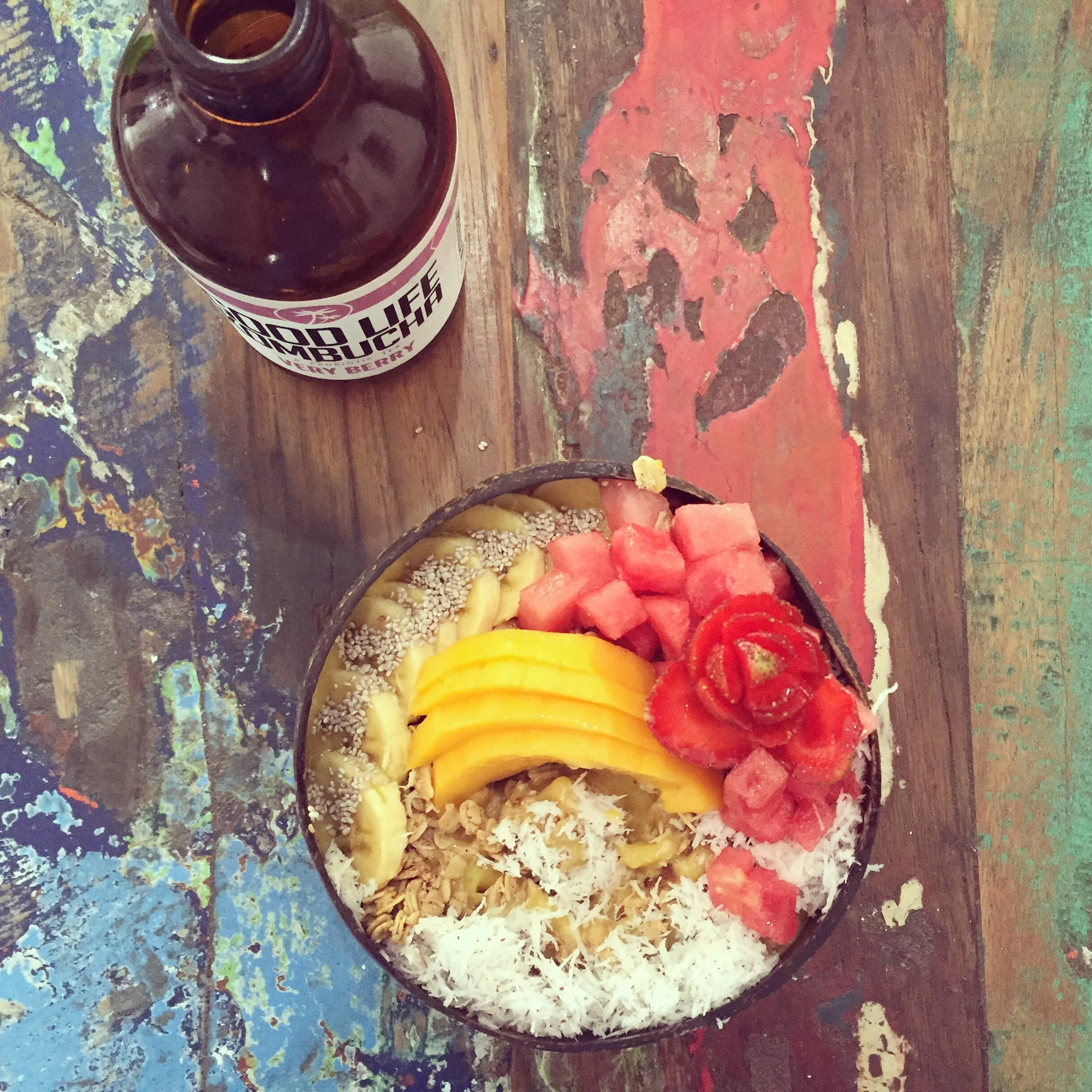 Mango smoothie bowl at the Spicy Coconut 