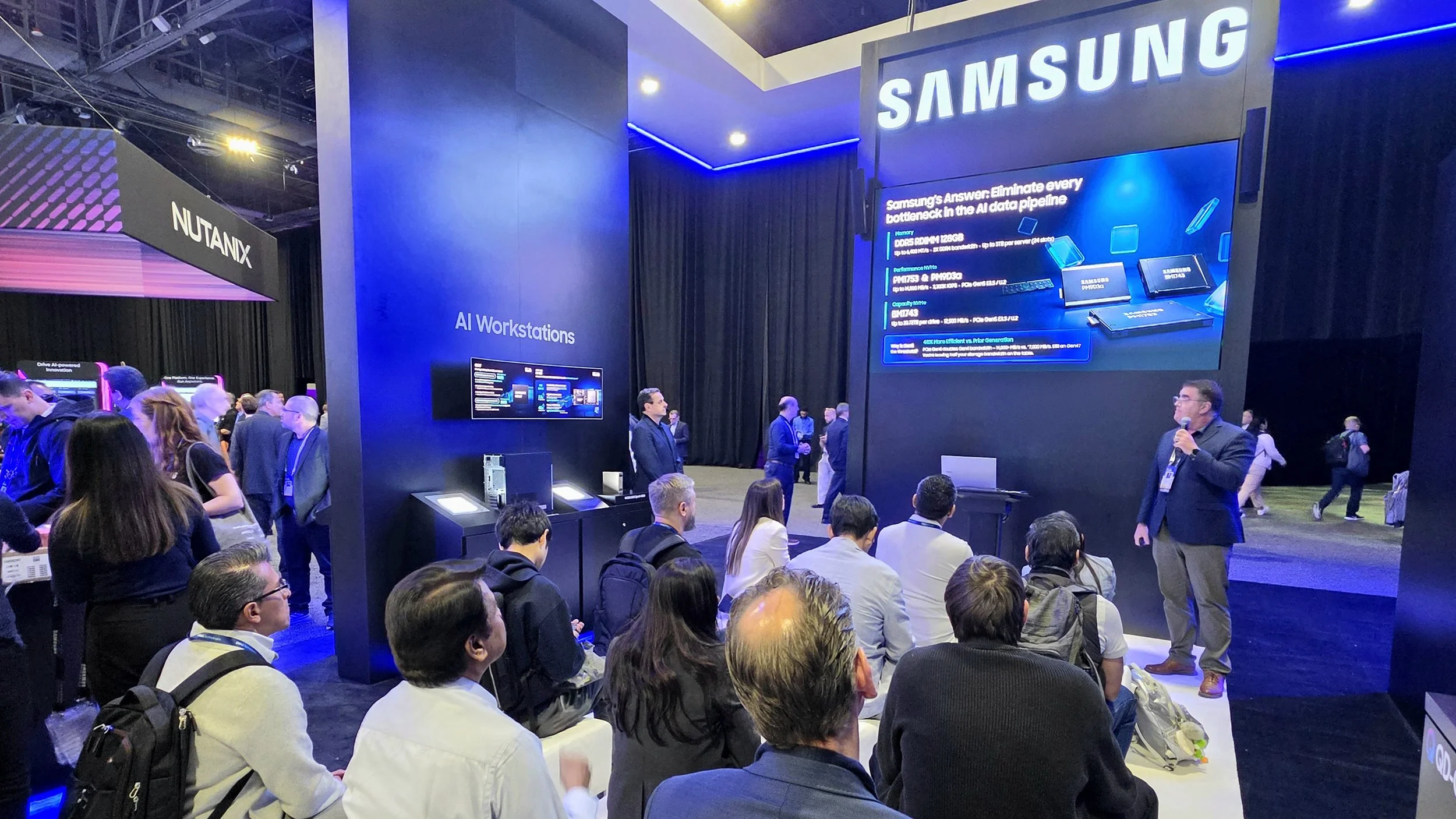 Booth_05.jpg