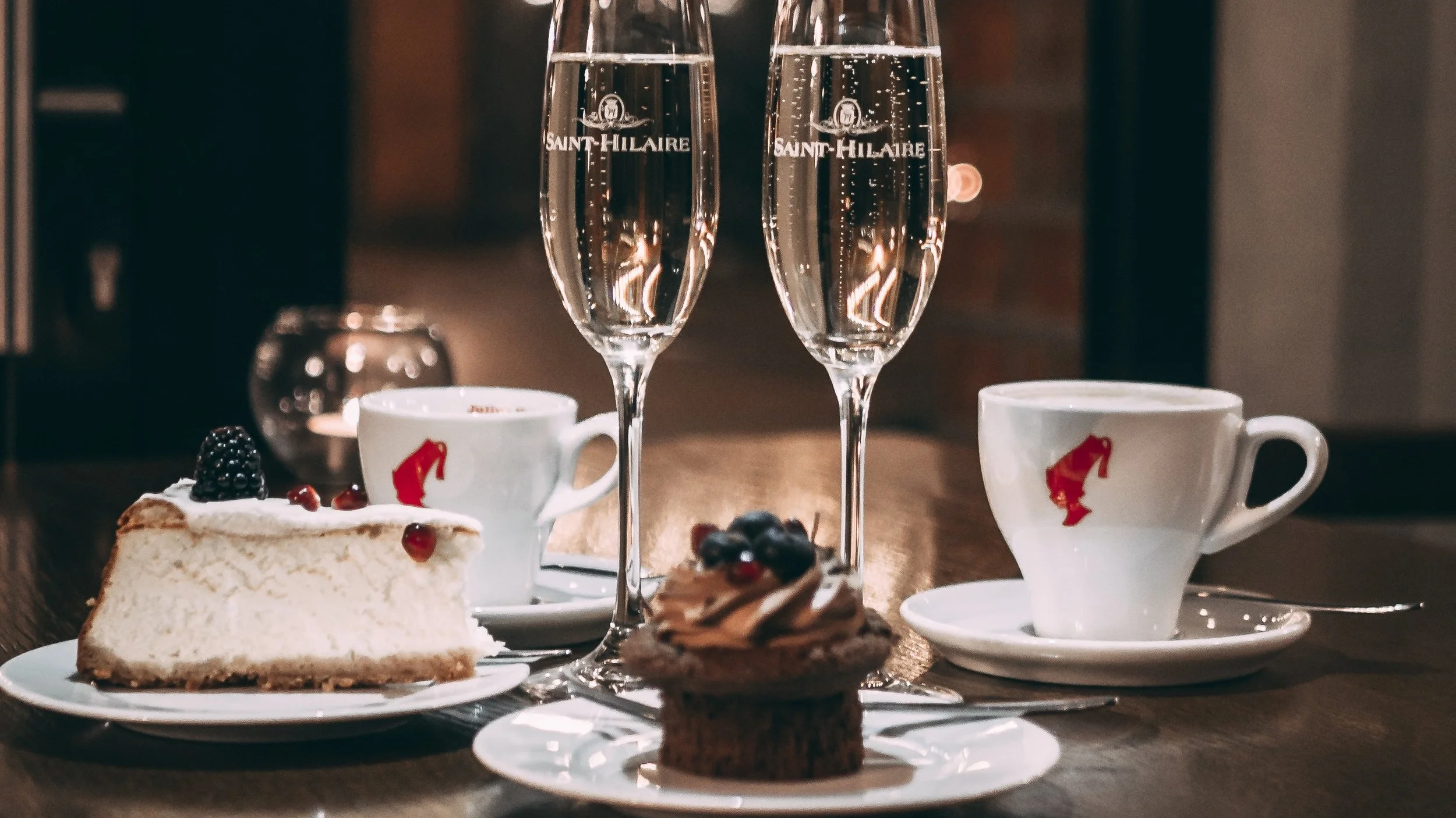 You’d have to eat 17 slices of the Cheesecake Factory’s 1,000-calorie-per-slice NY style cheesecake to gain 5 lbs. of fat overnight!