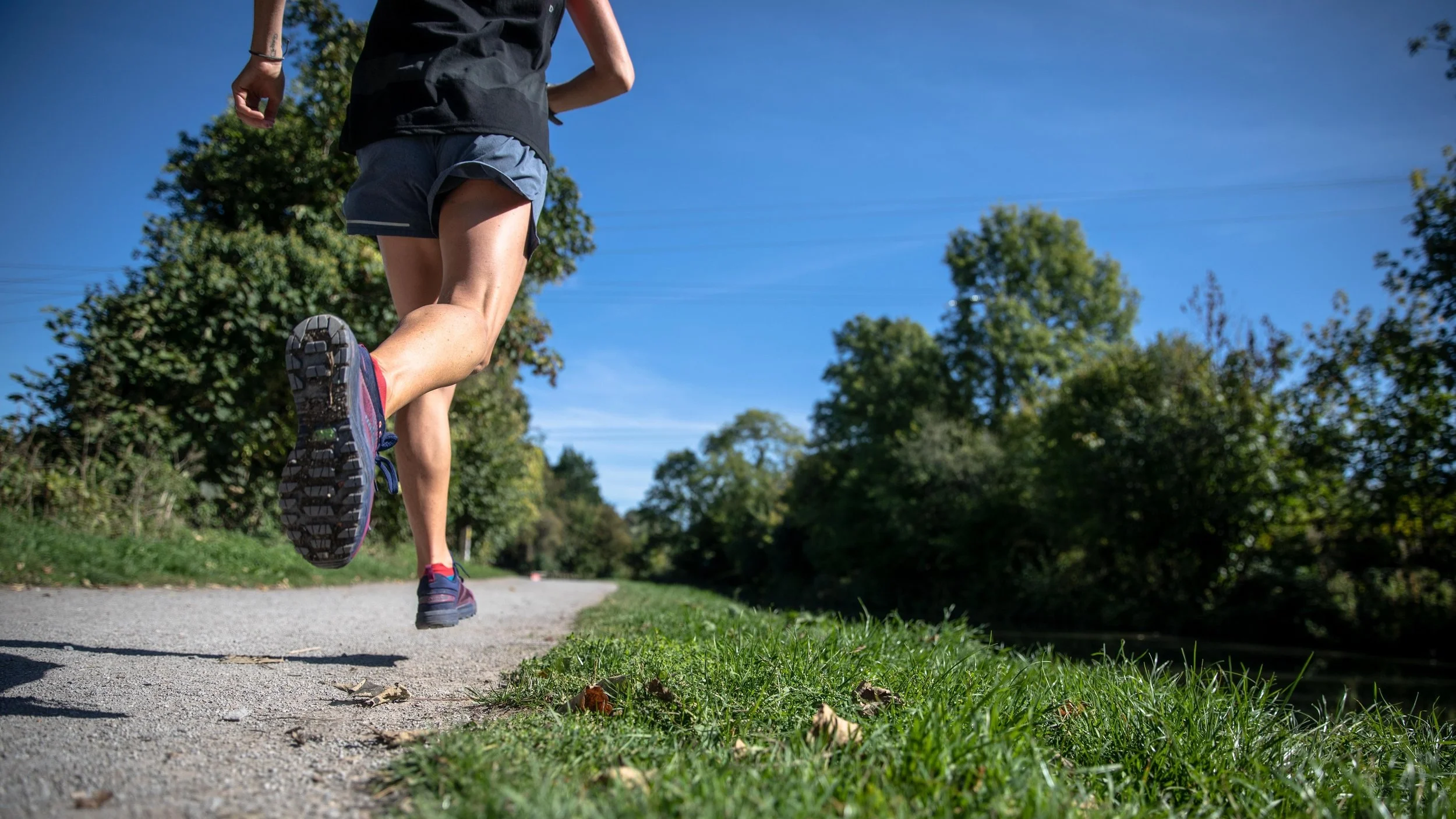 If you love long-distance running, that’s great…but most people don’t and it can be hard on your body. Interval training can stave off boredom and injuries. Photo by Stage 7 Photography on Unsplash