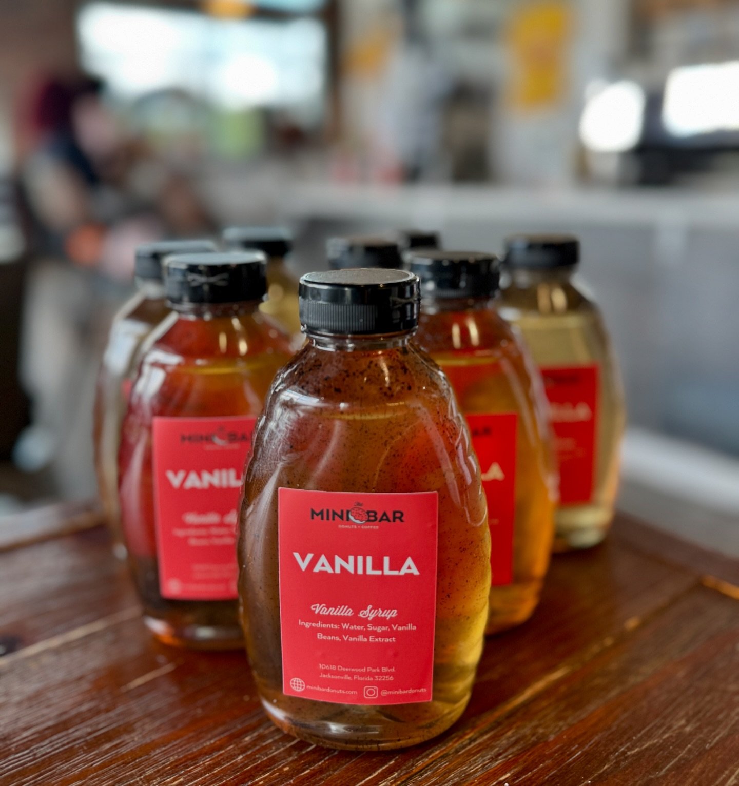 RESTOCK ALERT: 
Our Vanilla Syrup flies off the shelf, and for good reason! It&rsquo;s all natural and only 4 ingredients! 

Come and get &lsquo;em! 

&mdash;&mdash;&mdash;
#minibardonuts #vanillasyrup #allnatural #vanillabean #makecoffeebetter #bold
