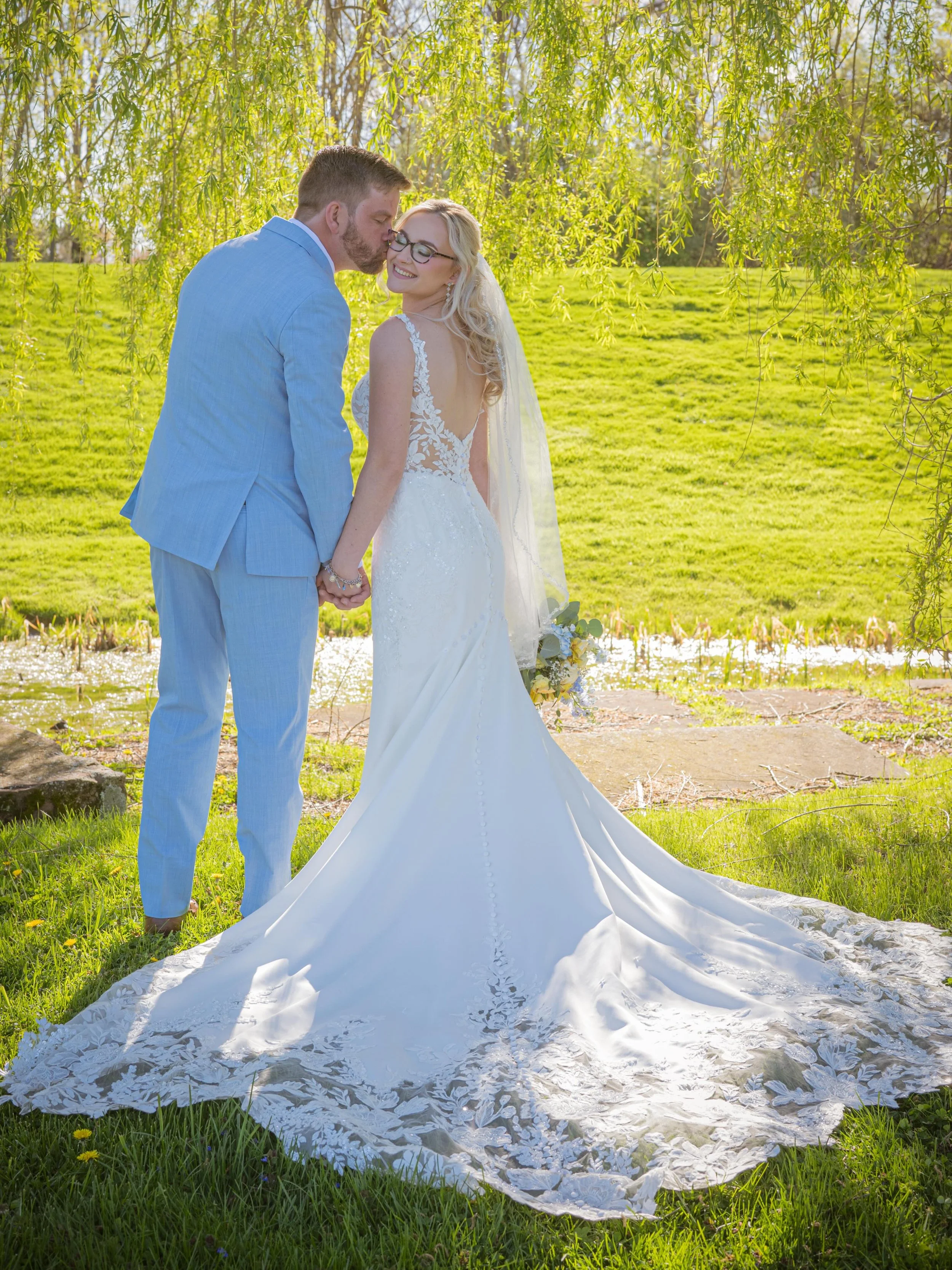 Some more of my favorites from Jennifer &amp; TJs wedding!! The vintage car of TJs needed its own post because it was soo 🔥 - but these also were some of my favorites of these two! They had such a beautiful day for their wedding &amp; the sun was OU