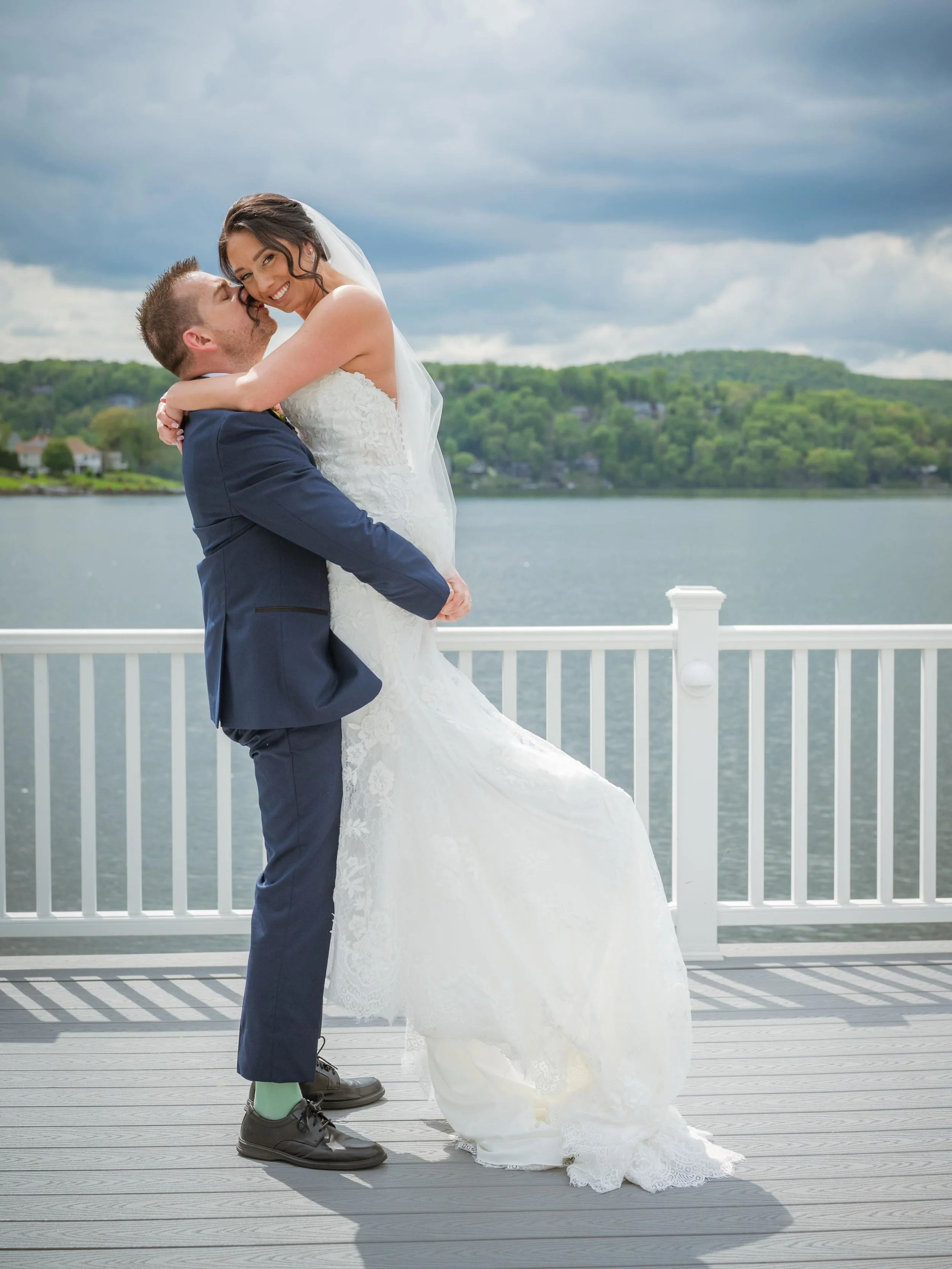 Haven&rsquo;t even looked thru half of these pics but I had the best time ever with these two. This wedding was so much fun. These two are so much fun!! We had the most gorgeous day for their wedding and I couldn&rsquo;t believe how the weather turne