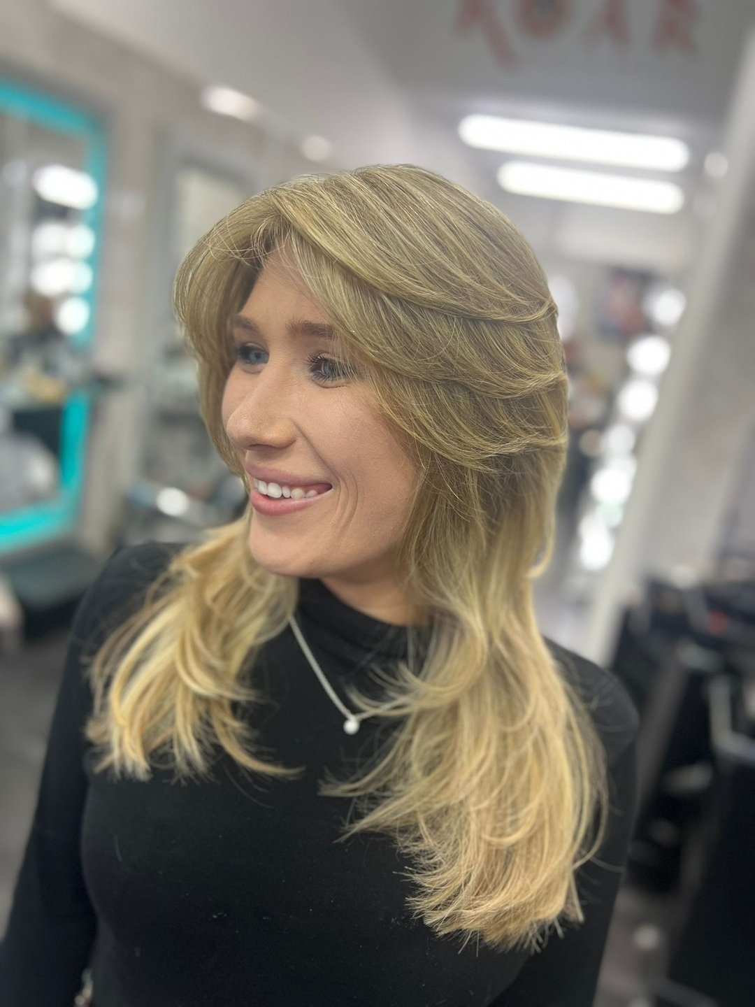 Bangs for days 😍 Just look at those layers, we are absolutely loving this look! 💇🏼&zwj;♀️

This kind of super layered cut is SUCH a trend right now, and we are SO here for it 🙋🏼&zwj;♀️ To join in on the look, book your next appointment now! Just