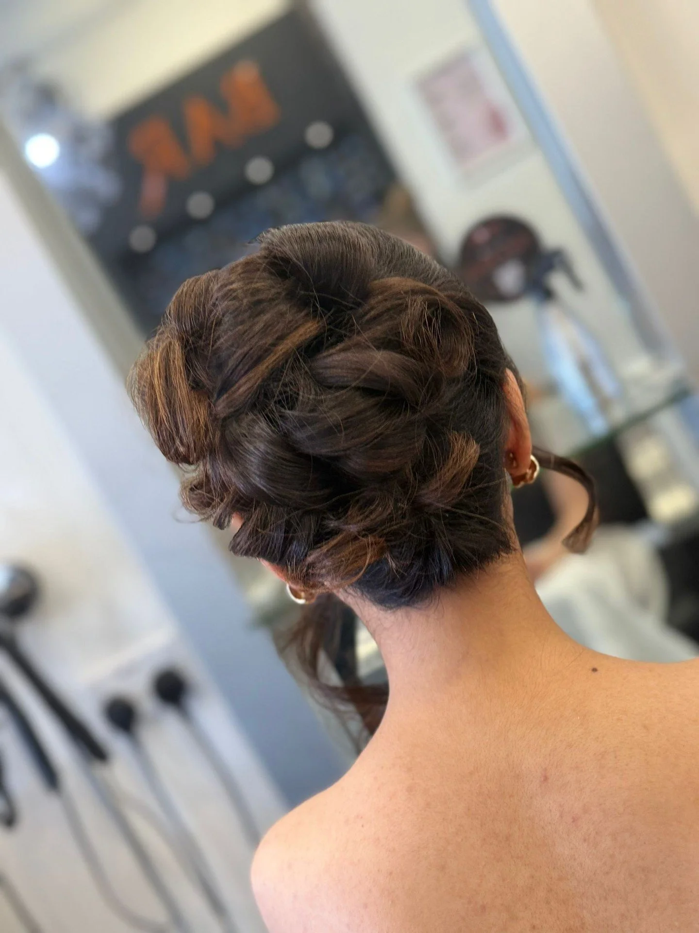 An up-do fit for a princess 👑

What an amazing events season it's been this summer! We've had the best time meeting all of you lovely people and being part of your special days 🤩

Don't forget, our team are available year round to make your hair go