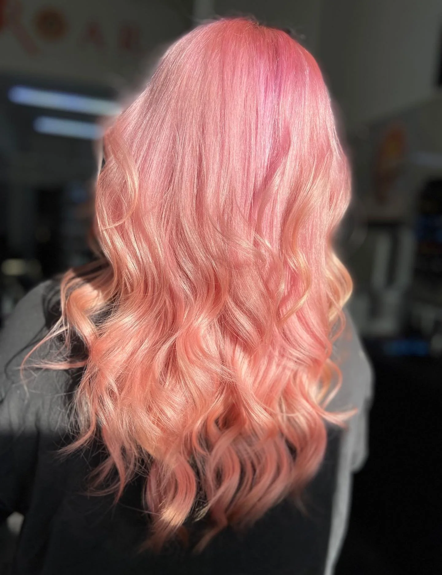 ✨ Serving Rose Gold Dreams ✨

Soft pinks meet warm rose golds for our beautiful guest! Absolute Perfection 💖