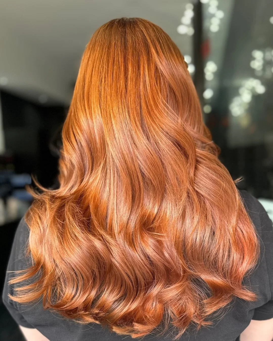 Stepping into August with a bang.. 💥

This gorgeous, glossy copper is warm, rich and paired with beachy waves is the perfect transitional hairstyle for August. 🧡

DM us to book or head to the link in our bio ✨