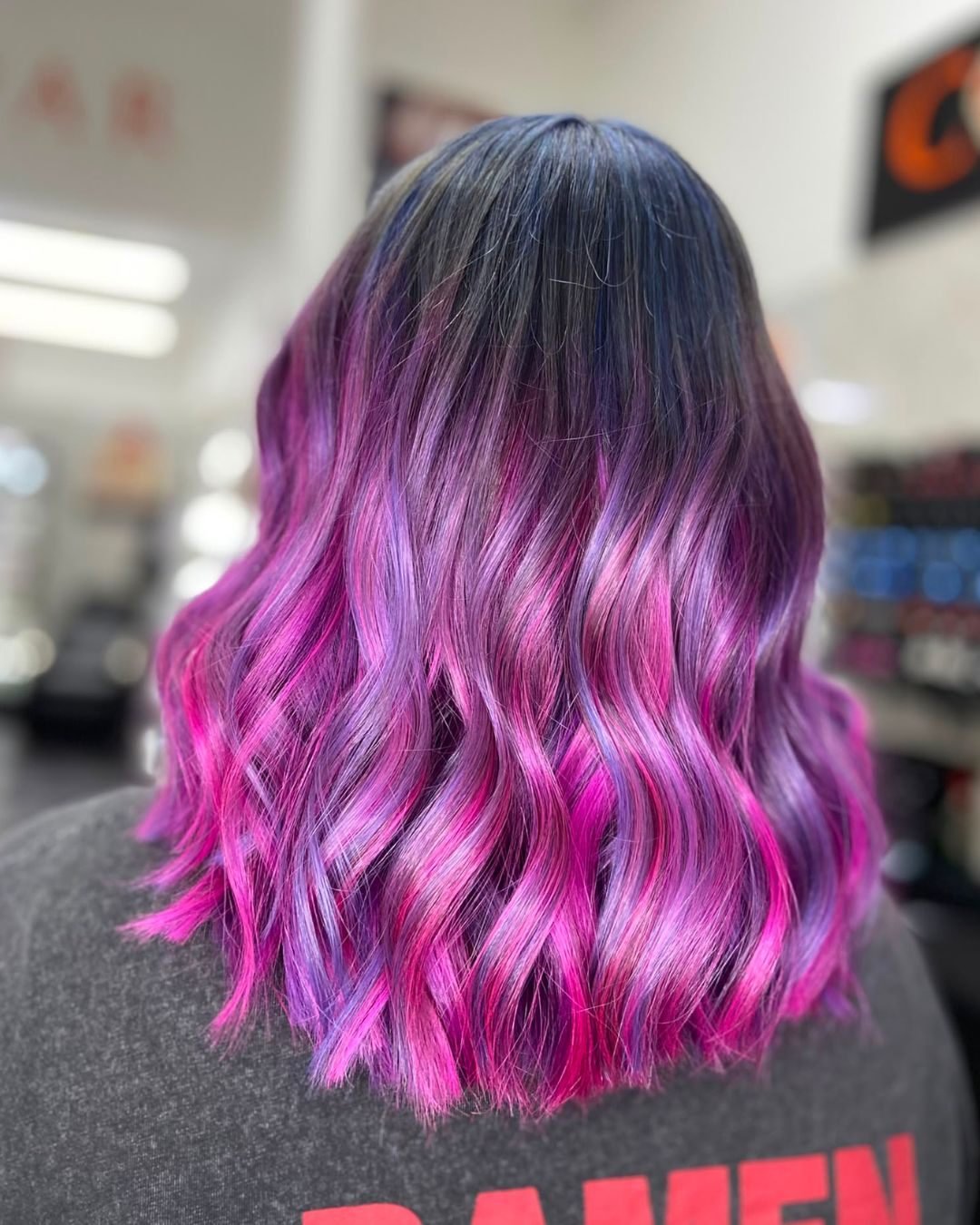 A violet dream. 💜

A stunning blend of violet and pink with some darker roots,
this combo is everything! ⭐

Looking for a colourful change? DM us for your personalised
consultation or book via the link in our bio. 🤍