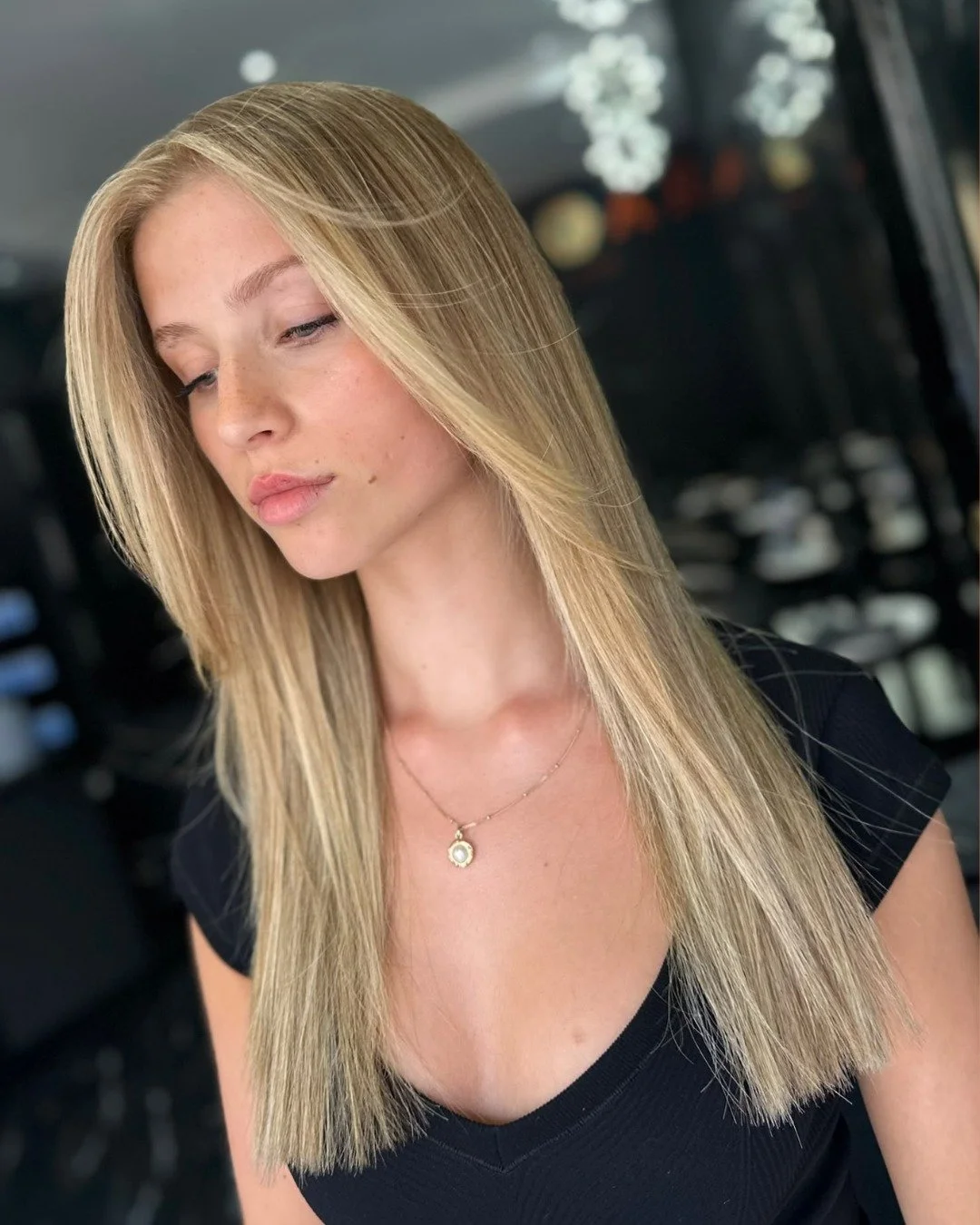 Honey Blonde. 🍯

A golden blonde, finished off with some face-framing layers - perfection. ✨🤍

Drop us a dm to book your consultation or head to the link in our bio. 🦁