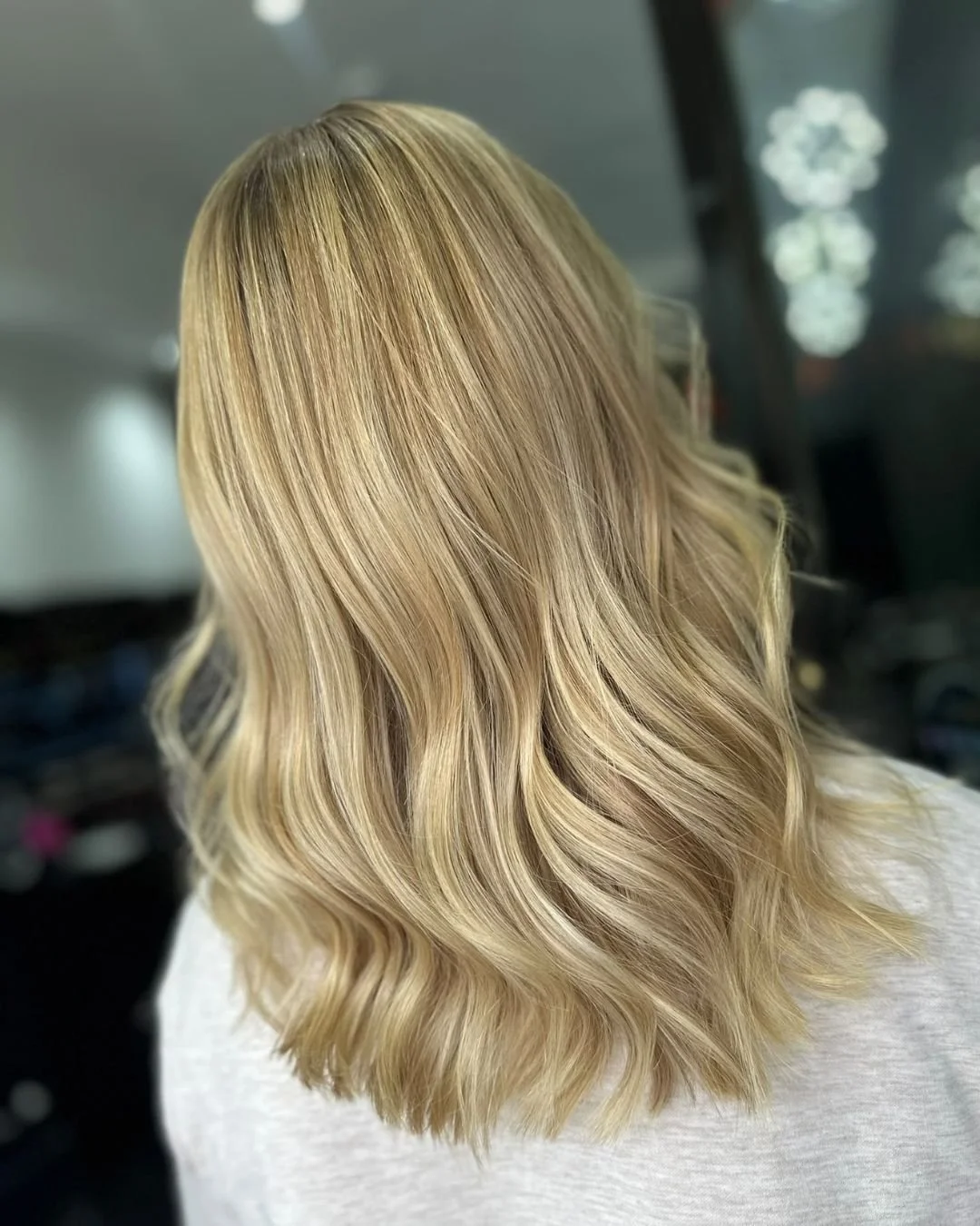 Sandy Blonde. 💛

The perfect golden blonde can be hard to find but this is the one.. 😍

Use the link in our bio too book your consultation or drop us a dm to say hi! ✨