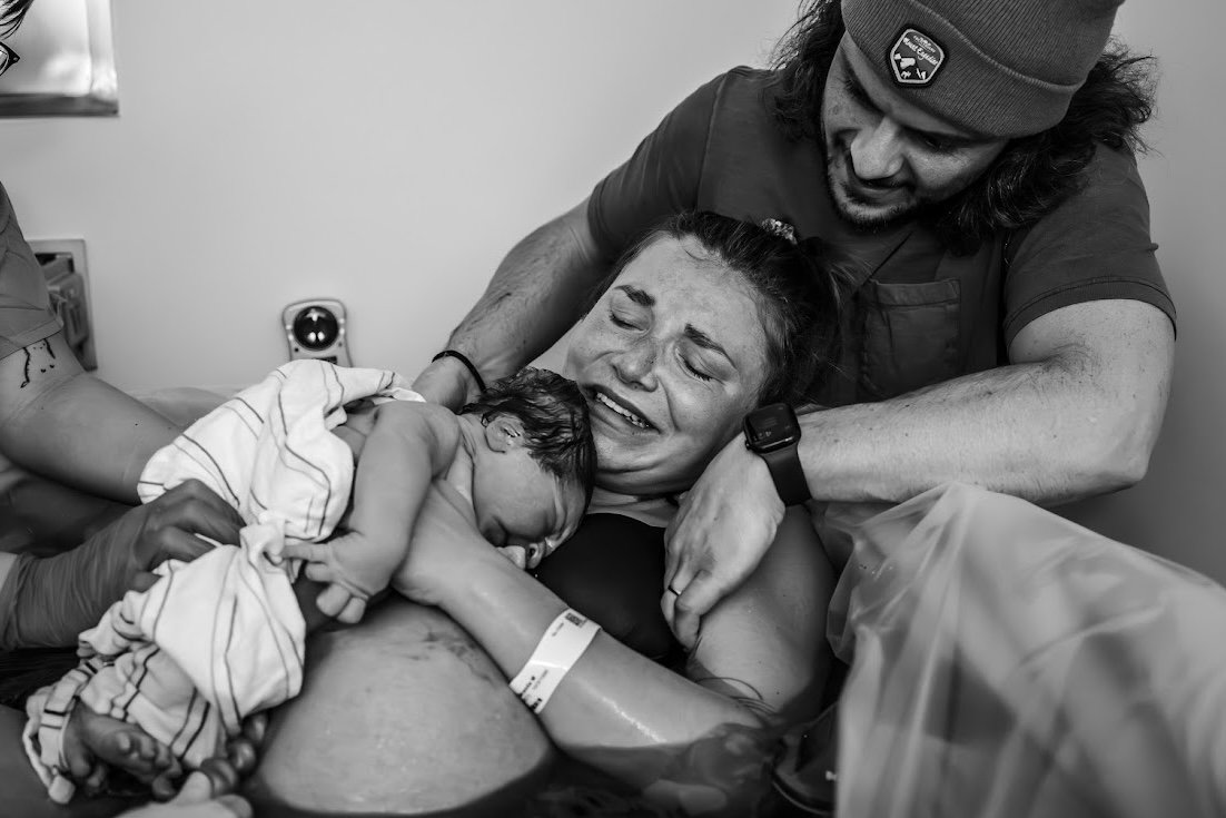 birthED Hospital Waterbirth Story - Unmedicated &amp; Doula/Midwife Support