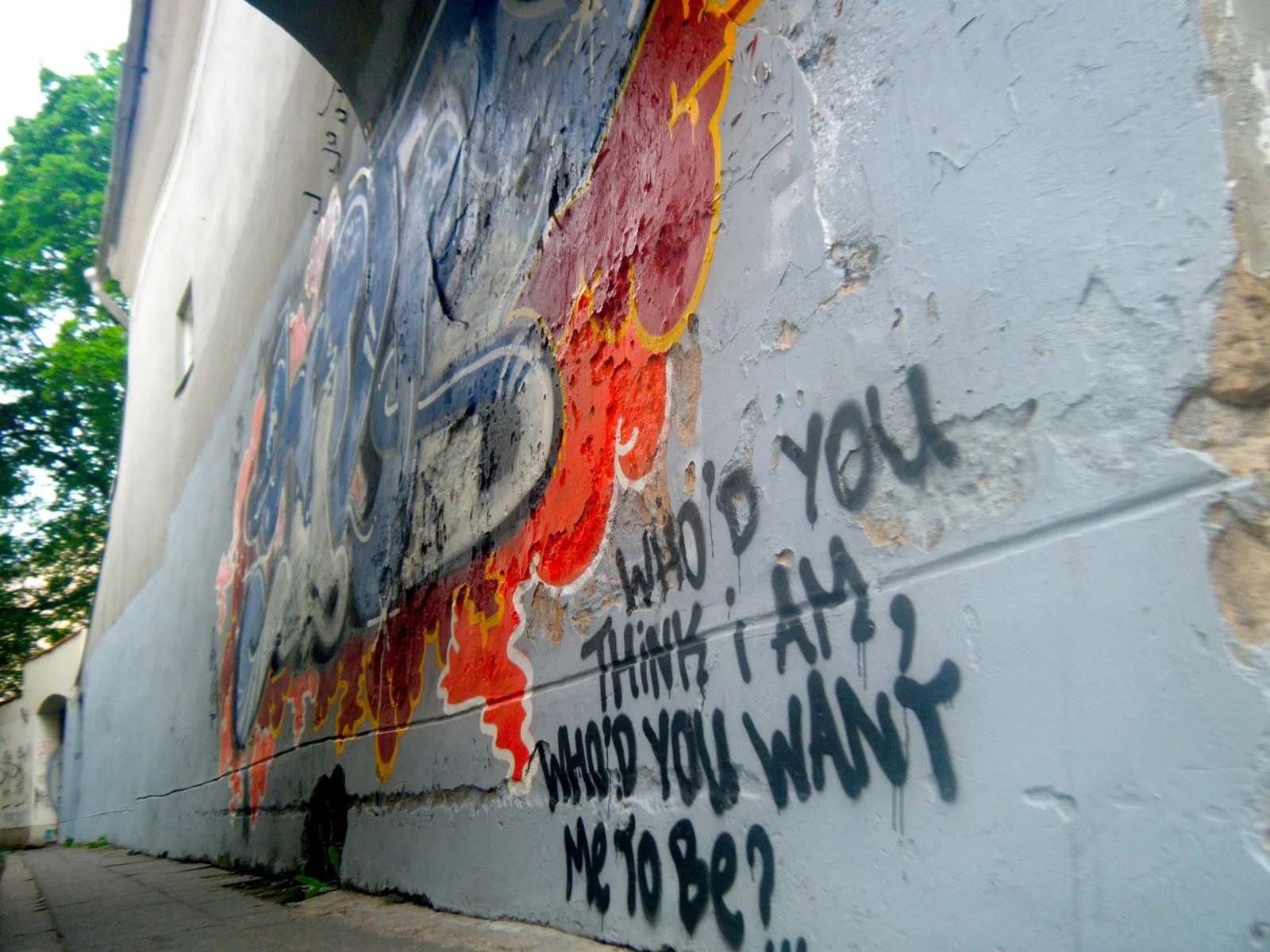 Street Art and Graffiti in Vilnius, Lithuania! 