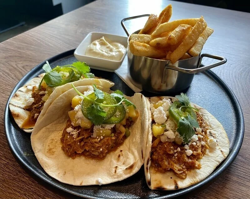 Incredible Restaurants in London, Ontario Worth Visiting — travelingmitch