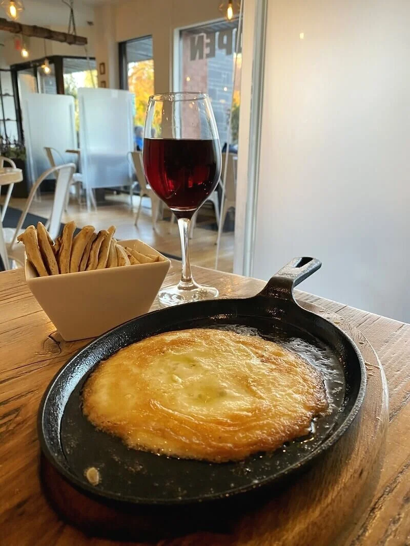 Incredible Restaurants in London, Ontario Worth Visiting — travelingmitch