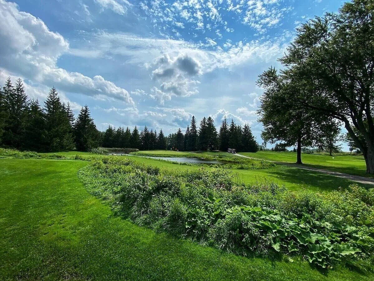 "Stay and Play" at Royal Ashburn Golf Club in Durham Region