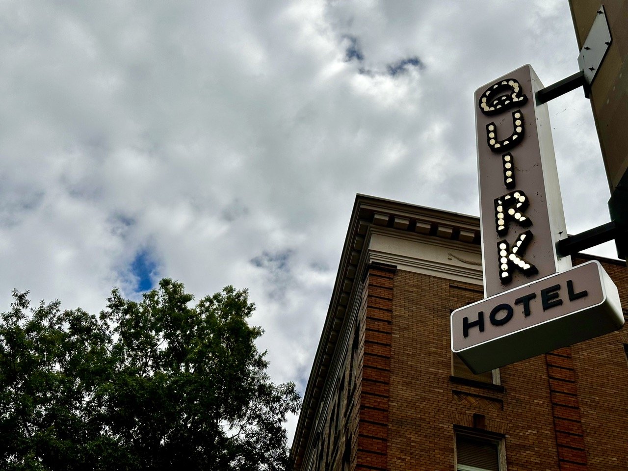 quirk-hotel-richmond-sign.jpeg