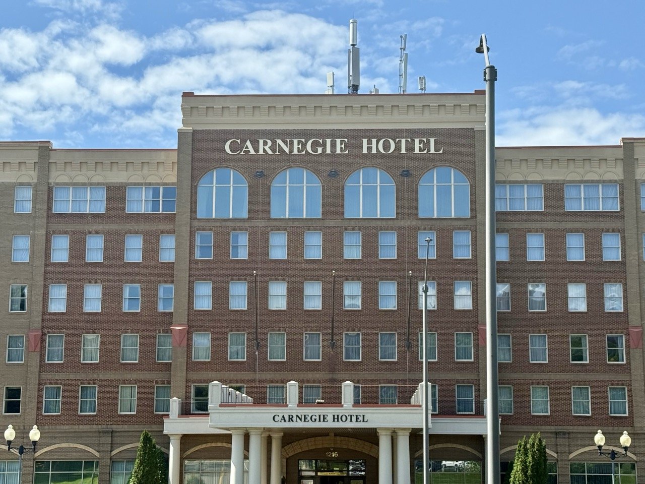 carnegie-hotel-johnson-city_2505 4 Large.jpeg
