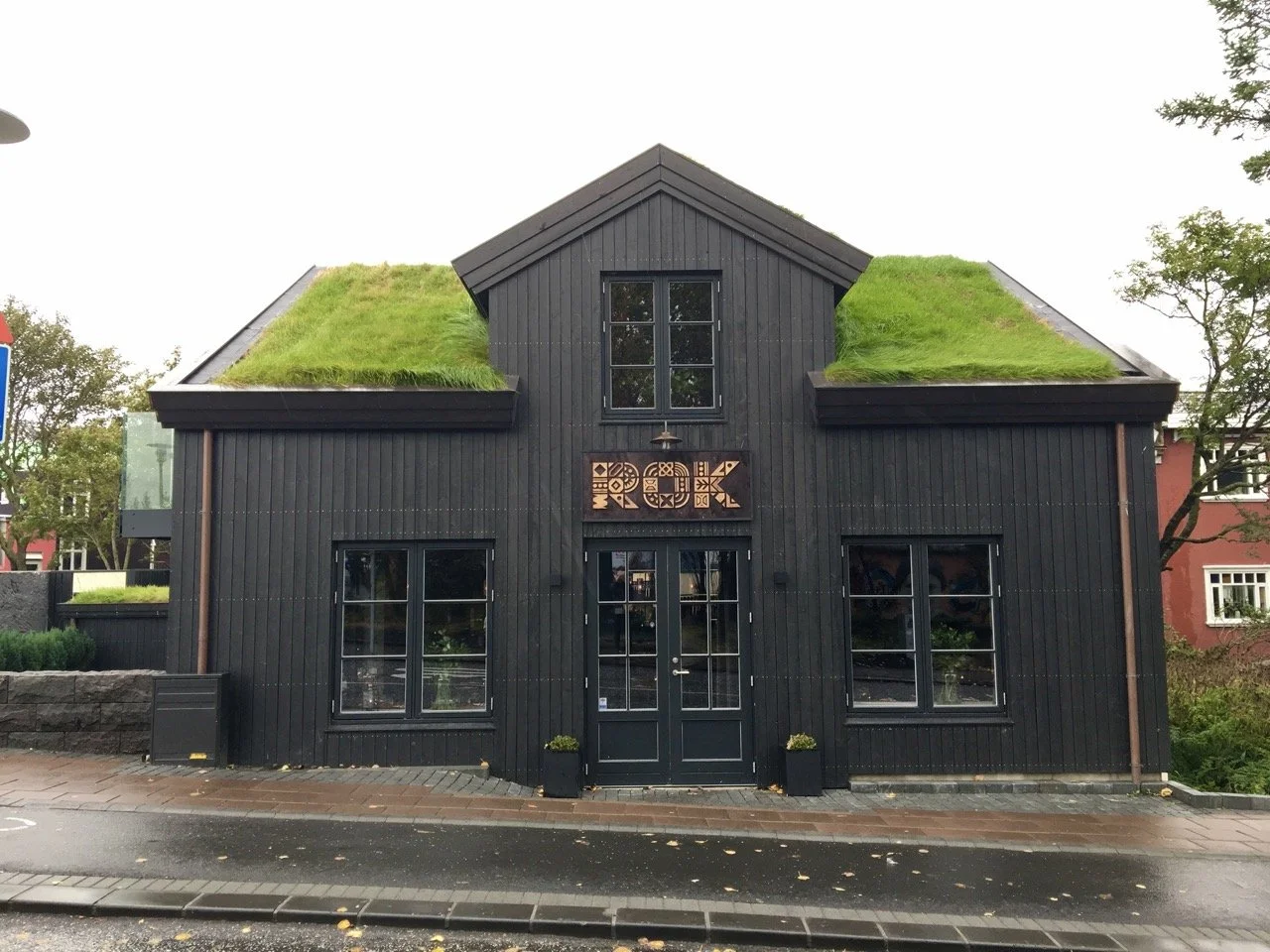 Icelandic turf roof