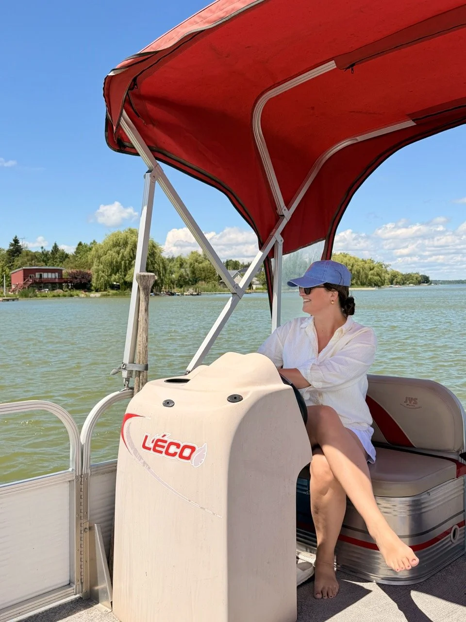 scugog_island_getaway_port_perry_pontoon_rental.jpeg
