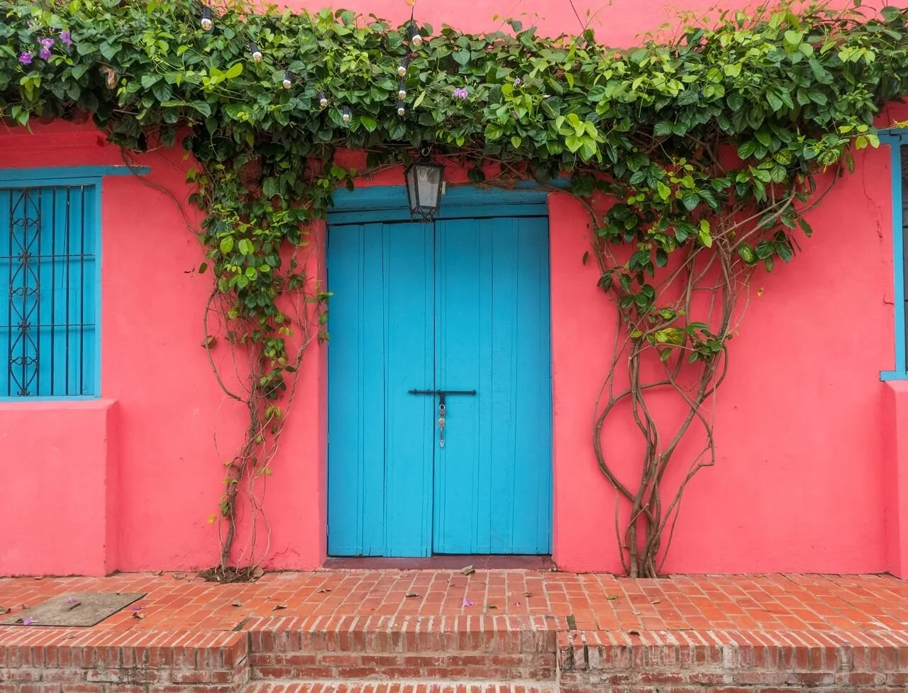 mompox colombia colourful houses