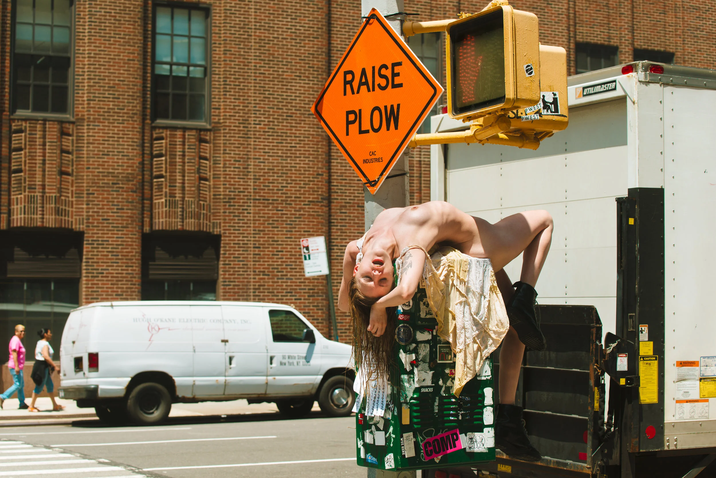 Nikola Tamindzic - Fucking New York 80-40 (2016).jpg