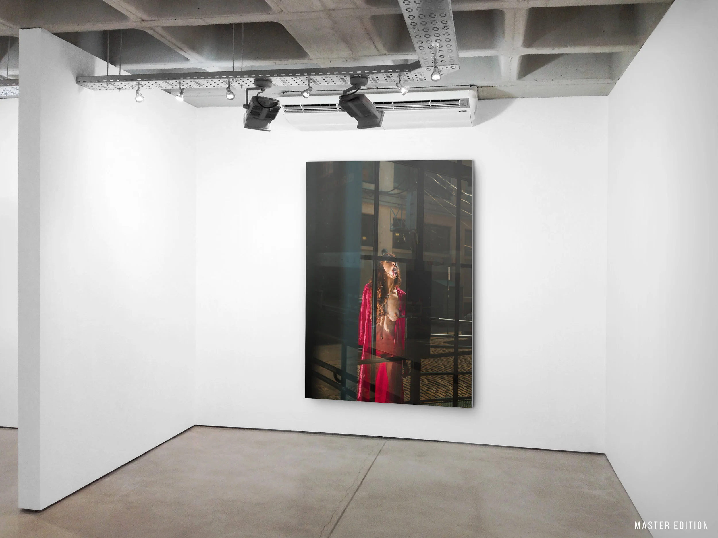 06-83-fuchsia-robe-53x40.jpg